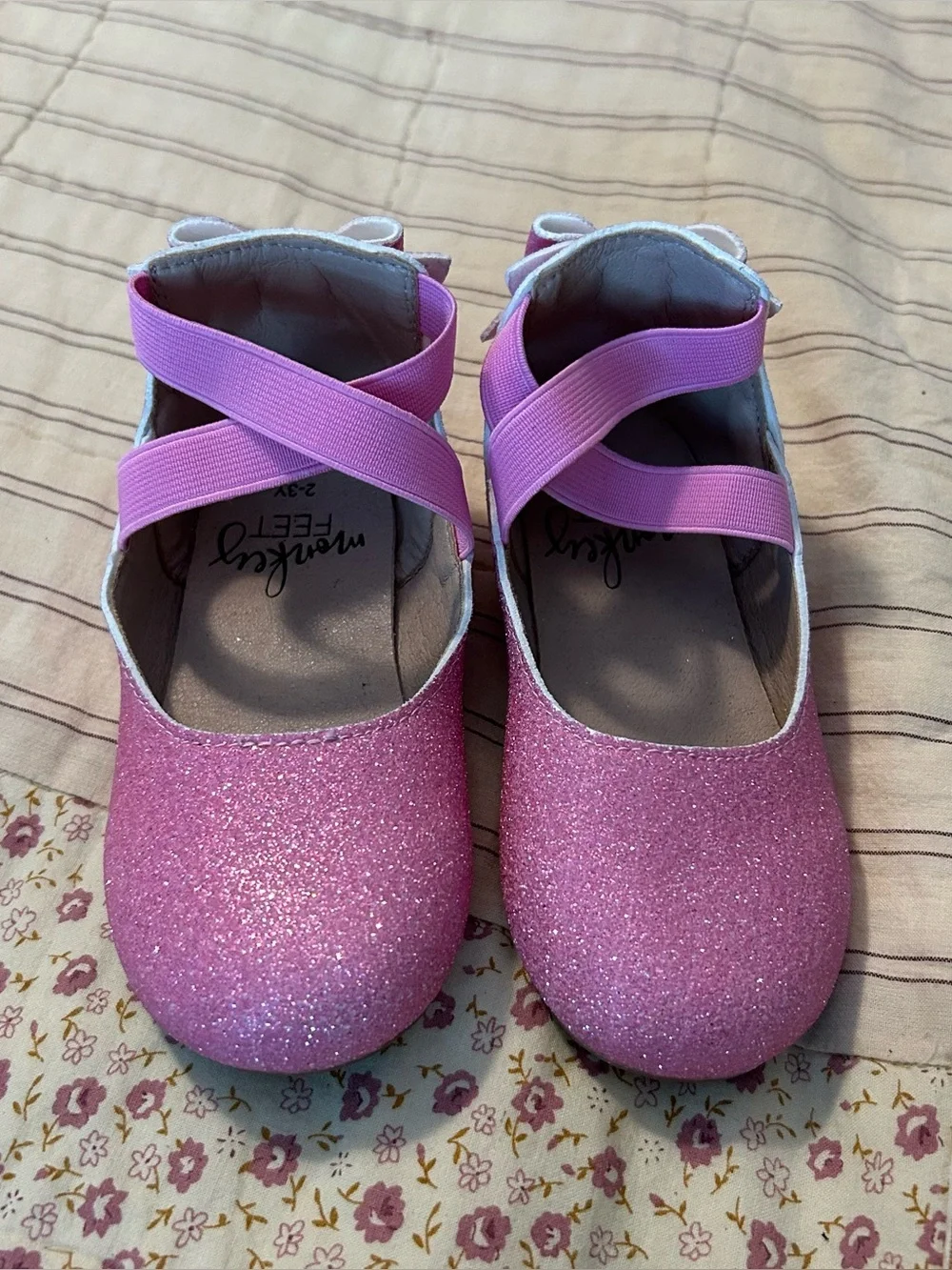 New pink glitter monkey feet ballet sandals size 2-3Y